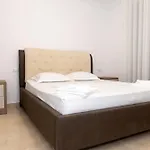 Kean 2 Apartment