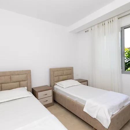 Kean 2 아파트 Vlorë